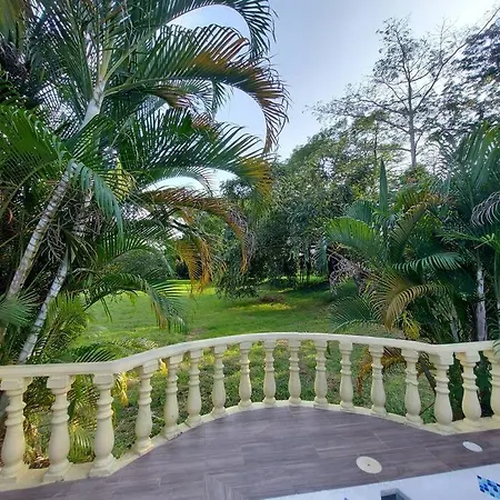 Hermosa Casa Quinta Vacacional Melgar Exterior photo