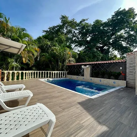 Hermosa Casa Quinta Vacacional Melgar Exterior photo